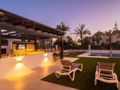 Apartment Terrace, pools and garden - Outdoor photo 12