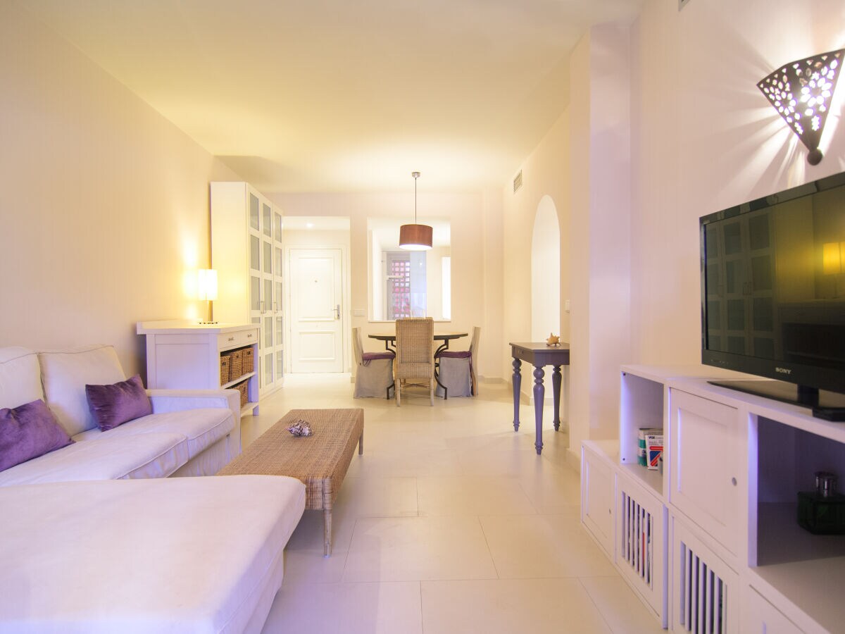 Apartment Beachfront apartment - Outdoor photo 5