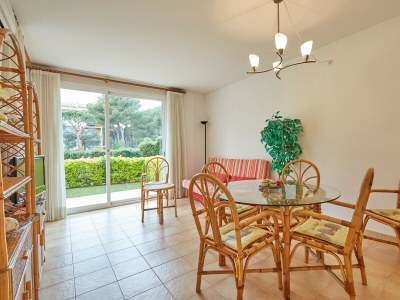 Holiday apartment Holiday apartment with garden and pool - 800 m from Pals beach (SG2 2H AC 207) - Features photo 13