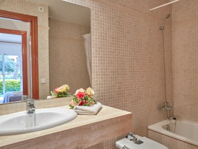 Holiday apartment Holiday apartment with garden and pool - 800 m from Pals beach (SG2 2H AC 207) - Features photo 17