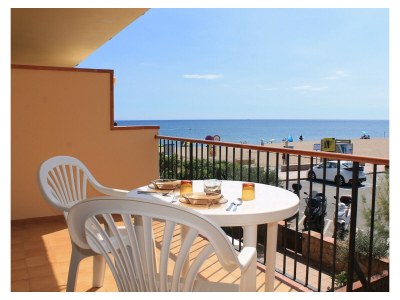 Holiday apartment Apartment in first line with sea view - Playa de Pals (DU 2H 307) in Gerona / Girona - Holiday apartment