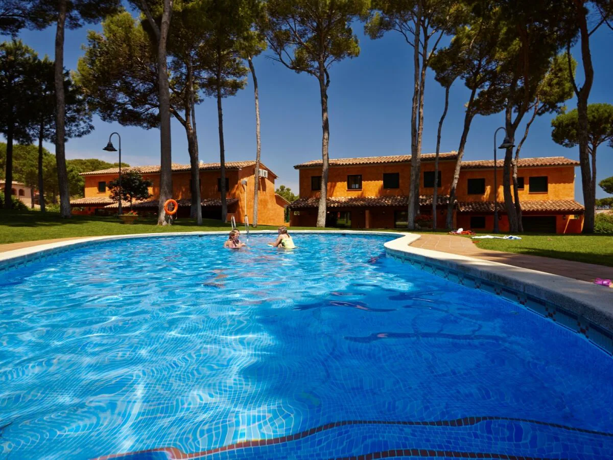 Villa Semi-detached house in Pals with garden, pool and jacuzzi - 600 m Playa de Pals (GR 4H 110) - Outdoor photo 5