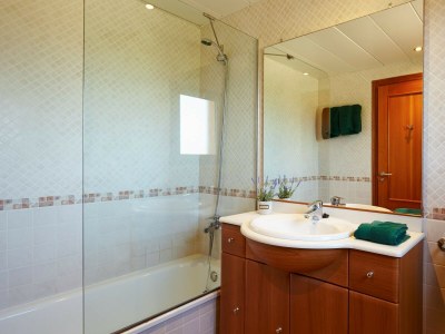 Villa Semi-detached house in Pals with garden, pool and jacuzzi - 600 m Playa de Pals (GR 4H 110) - Features photo 17