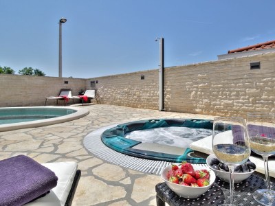 Villa Casa Siesta with Pool & Jacuzzi - Outdoor photo 5