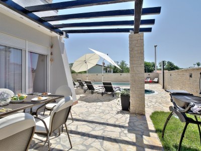 Villa Casa Siesta with Pool & Jacuzzi - Outdoor photo 9