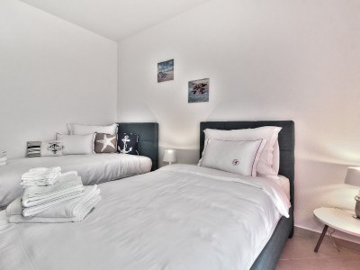 Villa Casa Siesta with Pool & Jacuzzi - Features photo 32