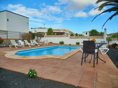 Holiday house Geräumiges Ferienhaus in La Oliva - Outdoor photo 5