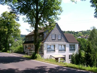 Apartment FeWo Schmell 4-Bettwohnung (EG links)   F **** - Outdoor photo 5