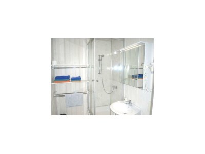 Apartment FeWo Schmell 4-Bettwohnung (EG links)   F **** - Features photo 12