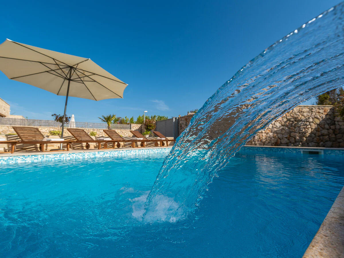 Villa Kirstin - Pool, Jacuzzi, Sauna - Outdoor photo 4