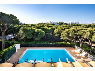 Villa Large villa with swimming pool within walking distance to the beach - Outdoor photo 2