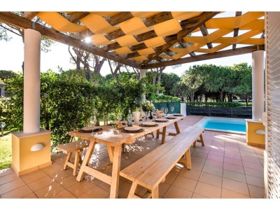 Villa Large villa with swimming pool within walking distance to the beach - Outdoor photo 5