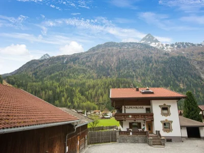 Apartment Apartment in Huben near Ski Slopes - Outdoor photo 8