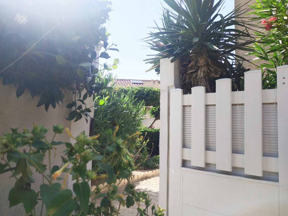 Holiday house well-kept holiday apartment at the ocean - Outdoor photo 5