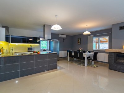 Villa Karina - Features photo 26