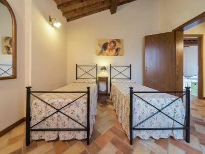 Apartment Gemütliches Ferienhaus mit Schwimmbad mit whirlwanne und Kinderbecken - Features photo 23