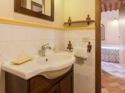 Apartment Gemütliches Ferienhaus mit Schwimmbad mit whirlwanne und Kinderbecken - Features photo 29