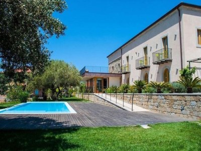 Villa Entzückende Villa in Naso mit privatem Pool in Castell'Umberto - Villa