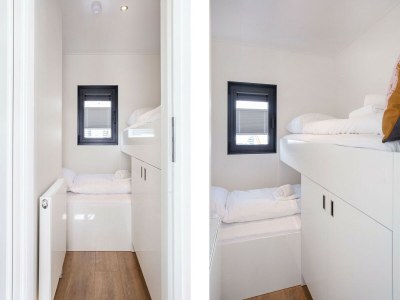 House boat Houseboat Sneekermeer with Garden and Views - Features photo 19