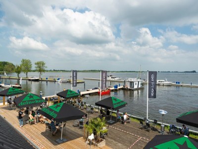 House boat Houseboat Sneekermeer with Garden and Views - Outdoor photo 37