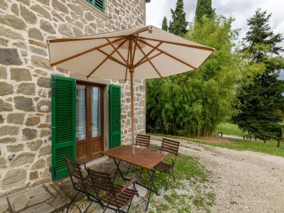 Farmhouse Mittelalterliches Bauernhaus in Caprese Michelangelo mit Terrasse - Outdoor photo 8