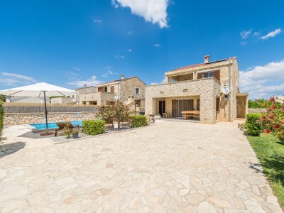 Villa Karin with heated pool - Outdoor photo 4