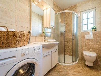 Villa Karin with heated pool - Features photo 23