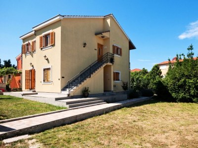 Holiday apartment Kolovare 02 - Outdoor photo 2