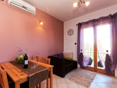 Holiday apartment Kolovare 02 - Features photo 8
