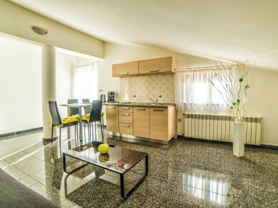 Apartment Apartments Ori - One bedroom A2 - Features photo 8