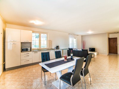 Apartment Ori - One bedroom A4 - Features photo 12