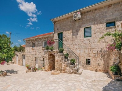 Holiday house Buljanovi Dvori with private Pool - Outdoor photo 4