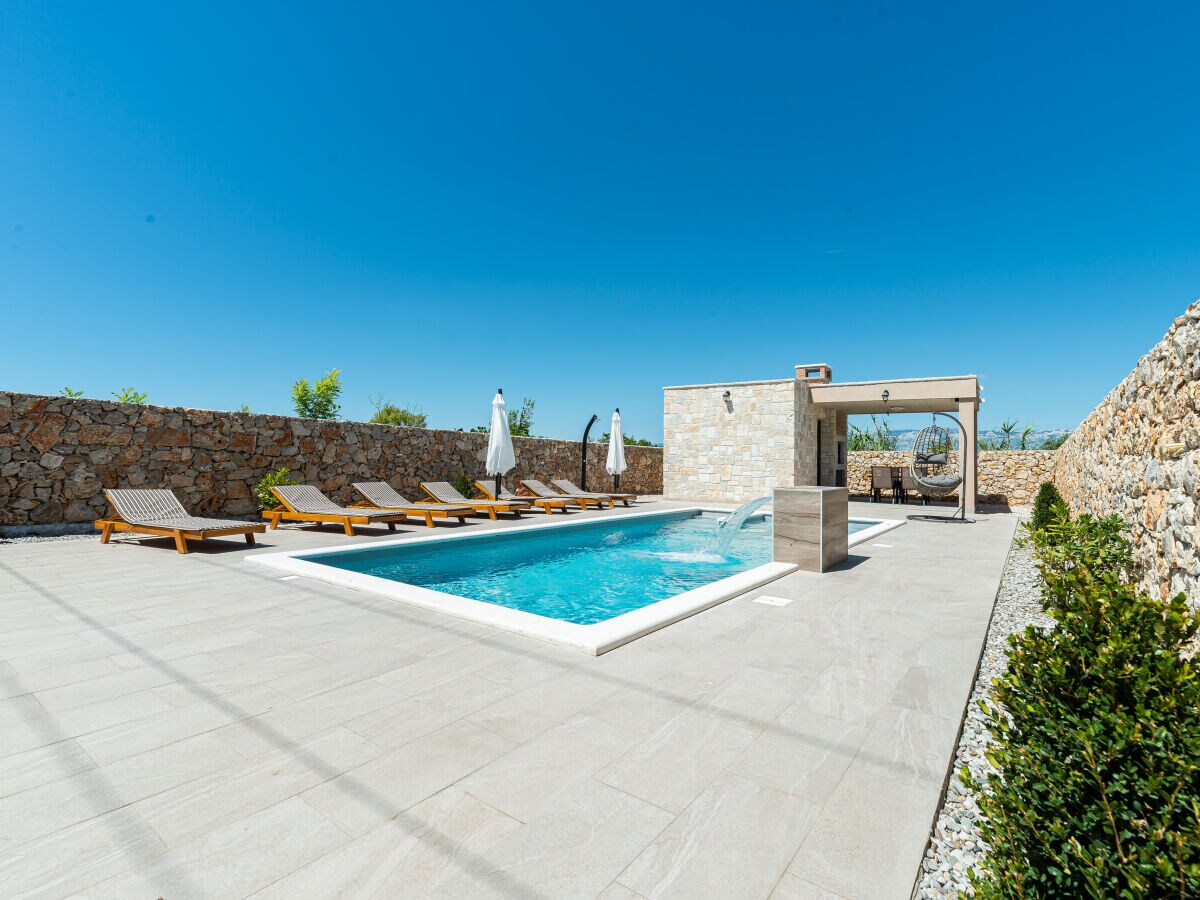 Villa with pool, jacuzzi and sauna - Outdoor photo 3