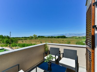 Villa with pool, jacuzzi and sauna - Outdoor photo 9