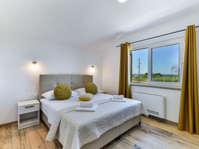 Villa with pool, jacuzzi and sauna - Features photo 12