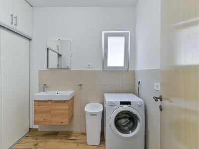 Villa with pool, jacuzzi and sauna - Features photo 20