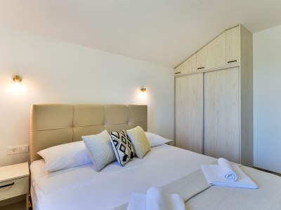 Villa with pool, jacuzzi and sauna - Features photo 26