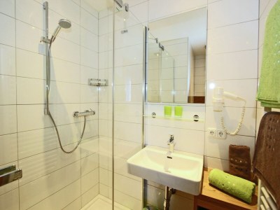 Apartment Apartment in See near Ski Slopes - Features photo 16