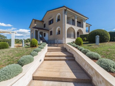 Holiday apartment Mihael with private pool - Outdoor photo 9