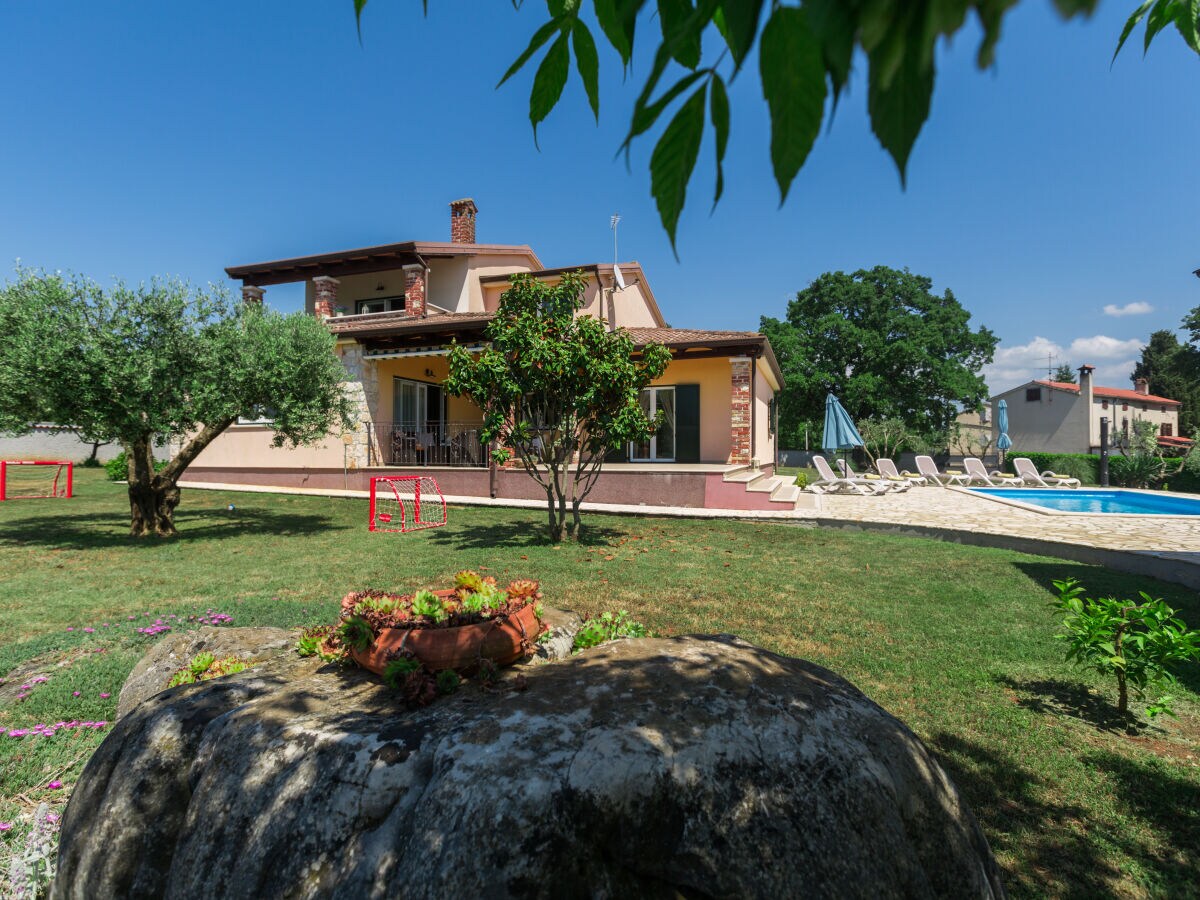 Villa Natura with Pool - Outdoor photo 4