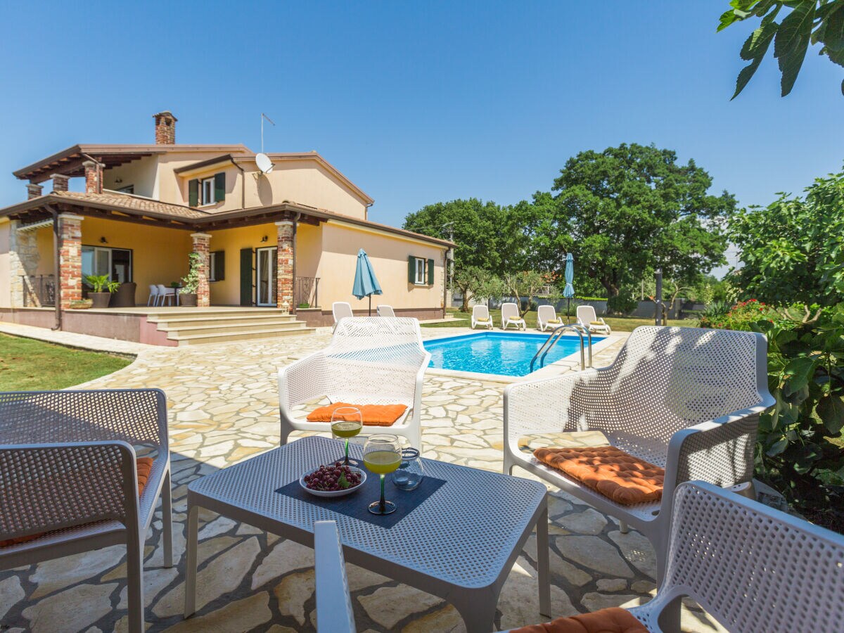Villa Natura with Pool - Outdoor photo 5