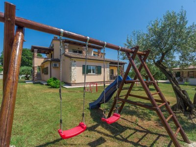 Villa Natura with Pool - Outdoor photo 7
