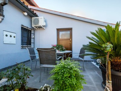 Holiday apartment Apartment Stinjan - Outdoor photo 2