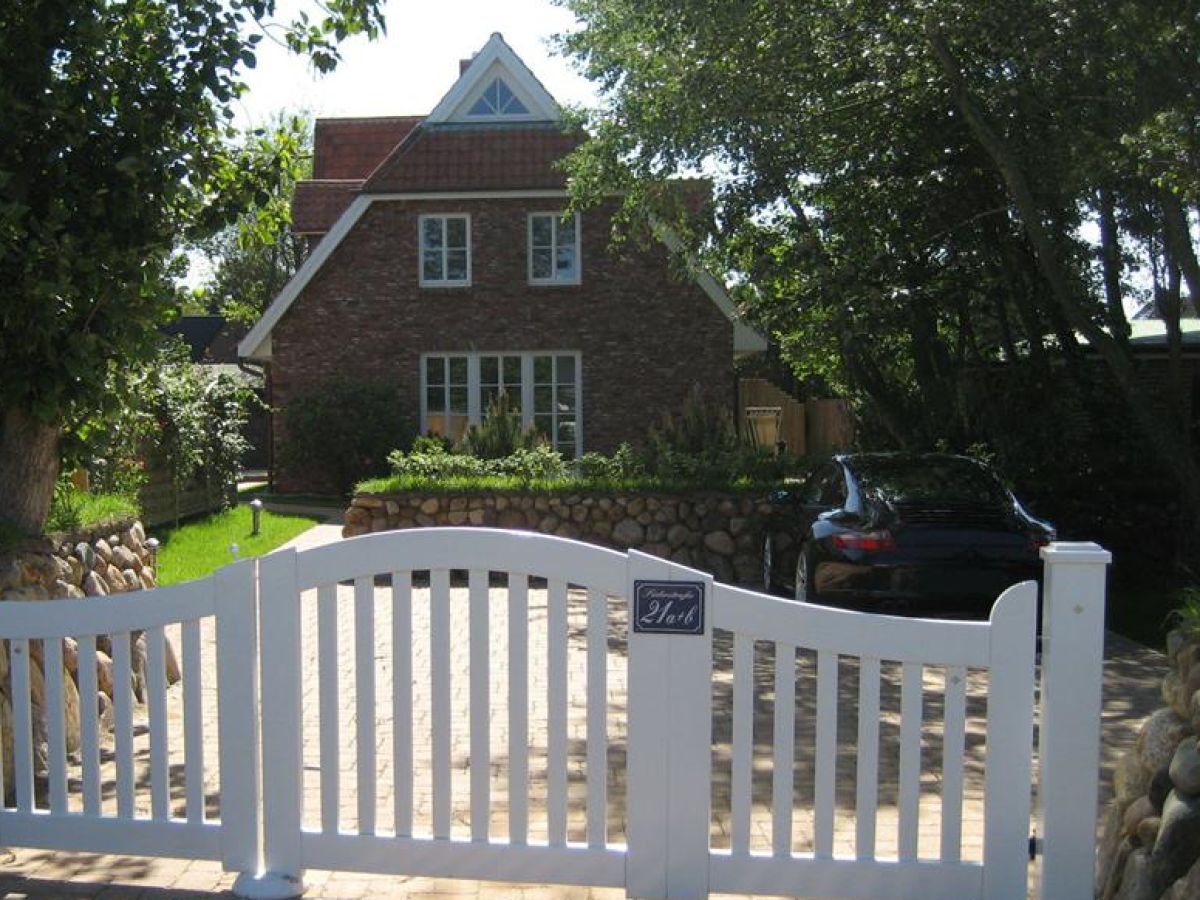 Holiday house JOLLY ROGER