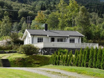 Holiday house 4 person holiday home in Utvik-By Traum - Outdoor photo 4