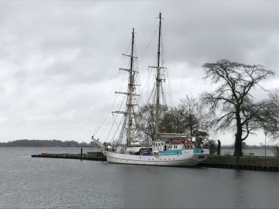 Apartment Hübsche Ferienwohnung in Lubmin mit Blick auf Rügen - Environment photo 25