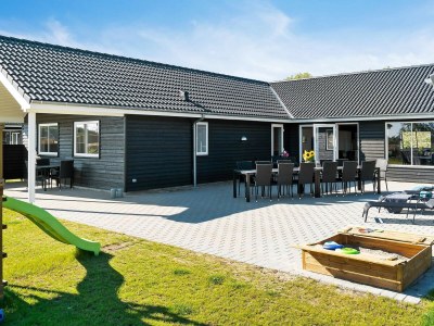 Holiday house 20 Personen Ferienhaus in Hasselberg - Outdoor photo 3