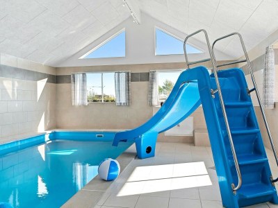 Holiday house 20 Personen Ferienhaus in Hasselberg - Outdoor photo 12