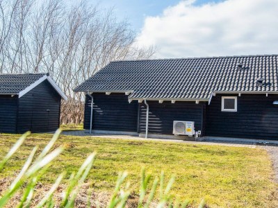 Holiday house 6 person holiday home in Ebeltoft - Outdoor photo 3