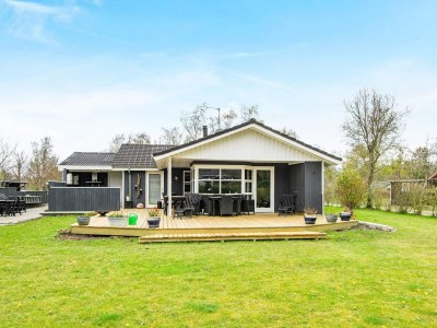 Holiday house Strandparadies mit Schaukel -- By Traum Ferienwohnungen - Outdoor photo 11